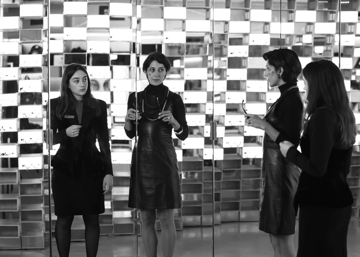 Malaise (Luana Bajrami)