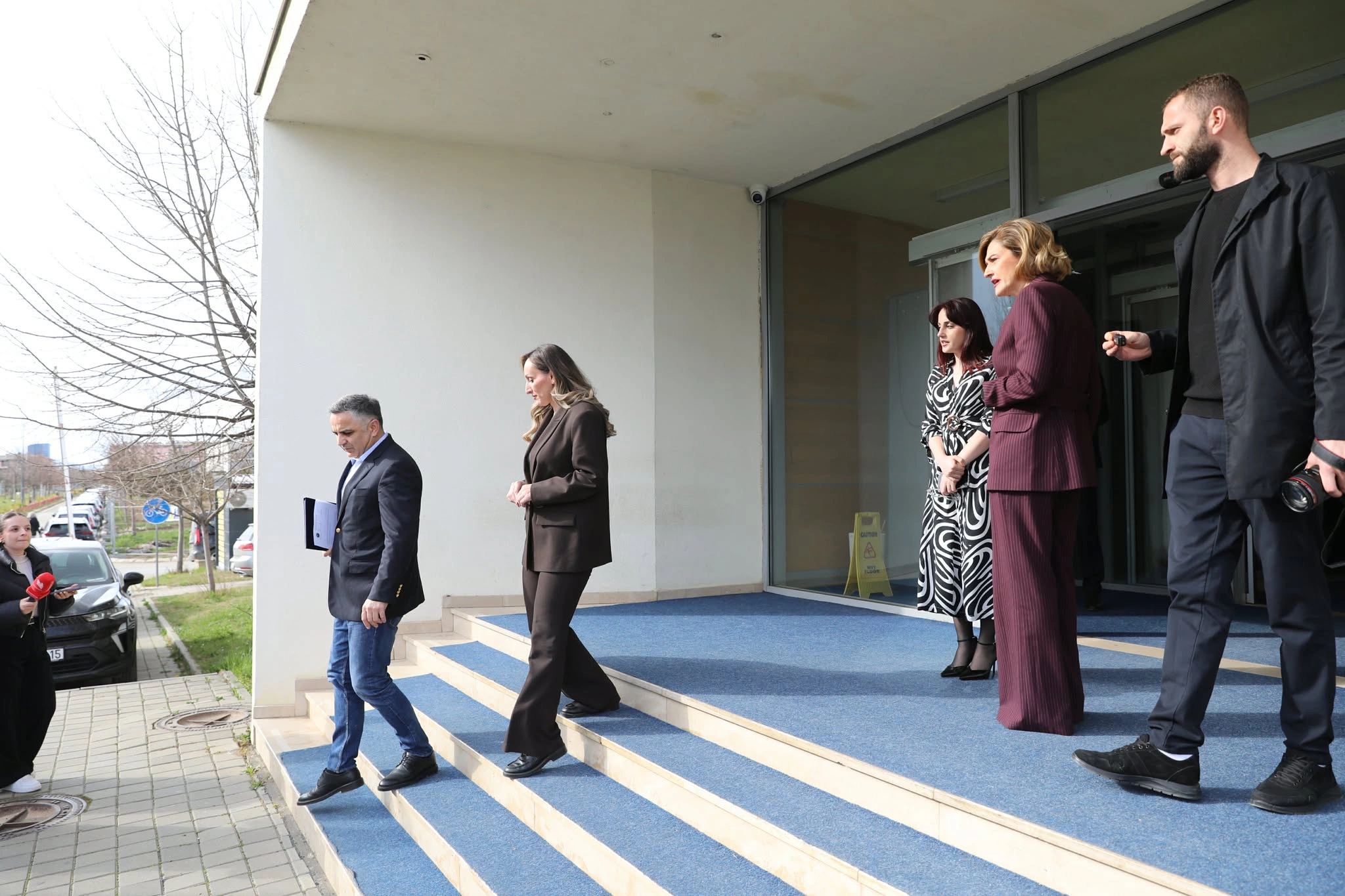 Mimoza Kusari - Lila dhe Besnik Tahiri