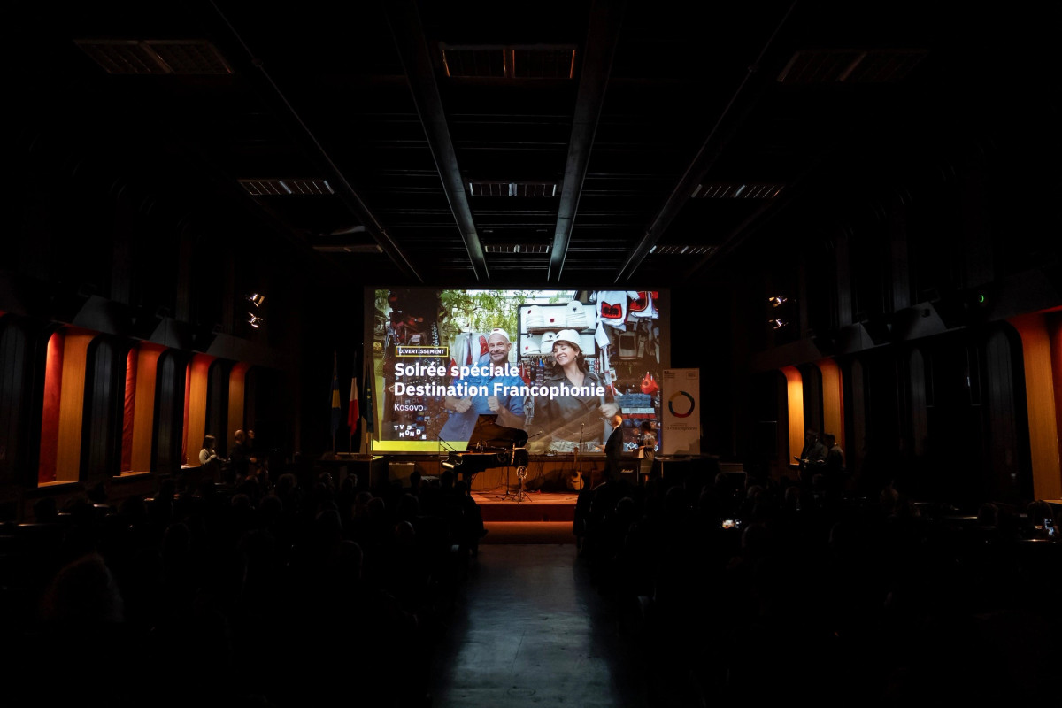  Java e Frankofonisë  në tingujt e urave midis popujve