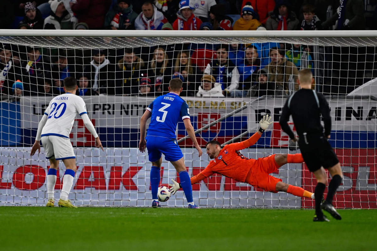 Hoxha barazon shifrat me supergol