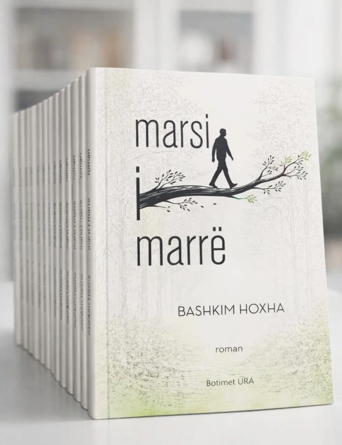 “Marsi i marrë” merr formë si zbërthim i një mekanizmi dhe si ndriçim i mënyrës së funksionimit të tij. Në thelb të tij vepron logjika e një rendi që procedurën e ngre mbi moralin