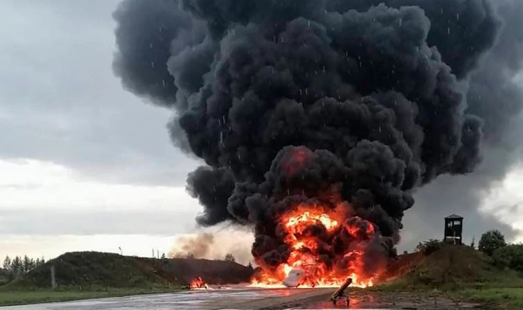 Ukraina sulmon portin rus Ust Luga  goditet terminali i naftës