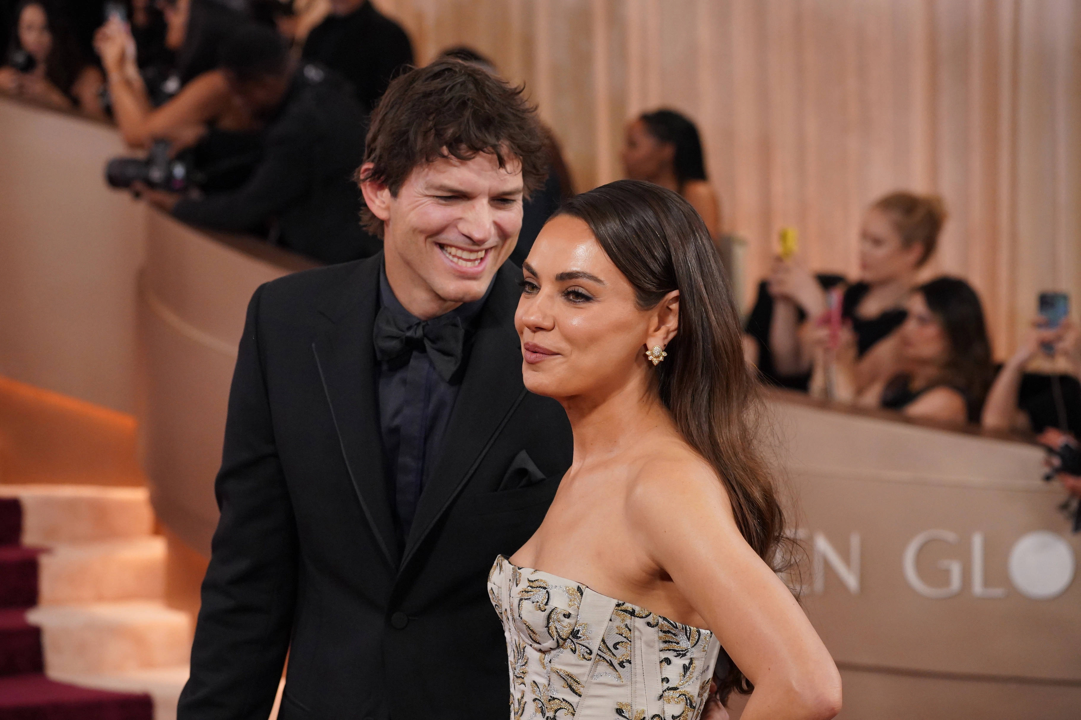 Ashton Kutcher dhe Mila Kunis