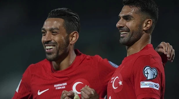 futbollisti-turk-fishekzjarret-na-motivuan-nuk-e-njohin-kombin-turk