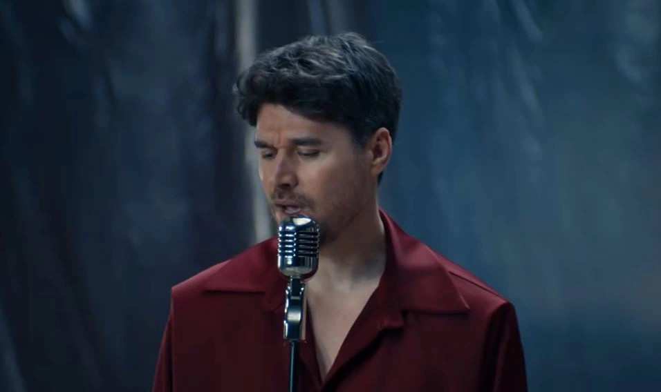 Alban Skenderaj u kthehet  rrënjëve  me albumin e ri