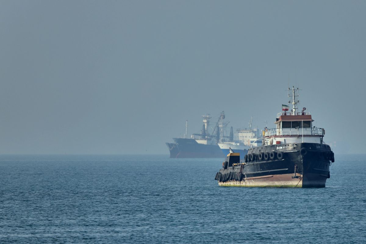 Omani i propozon Iranit një mekanizëm rajonal për Hormuzin
