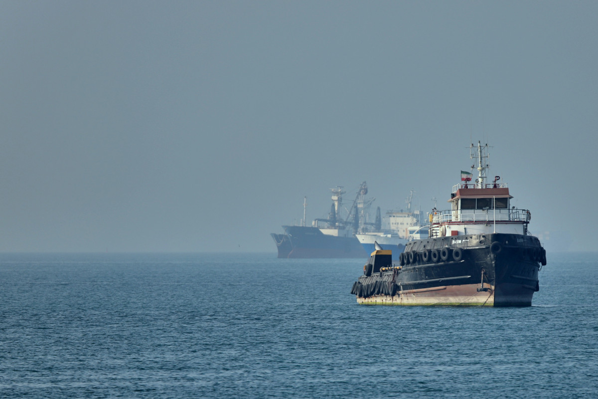 SHBA ja thotë se dy anije me flamur amerikan kanë kaluar suksesshëm nëpër Hormuz