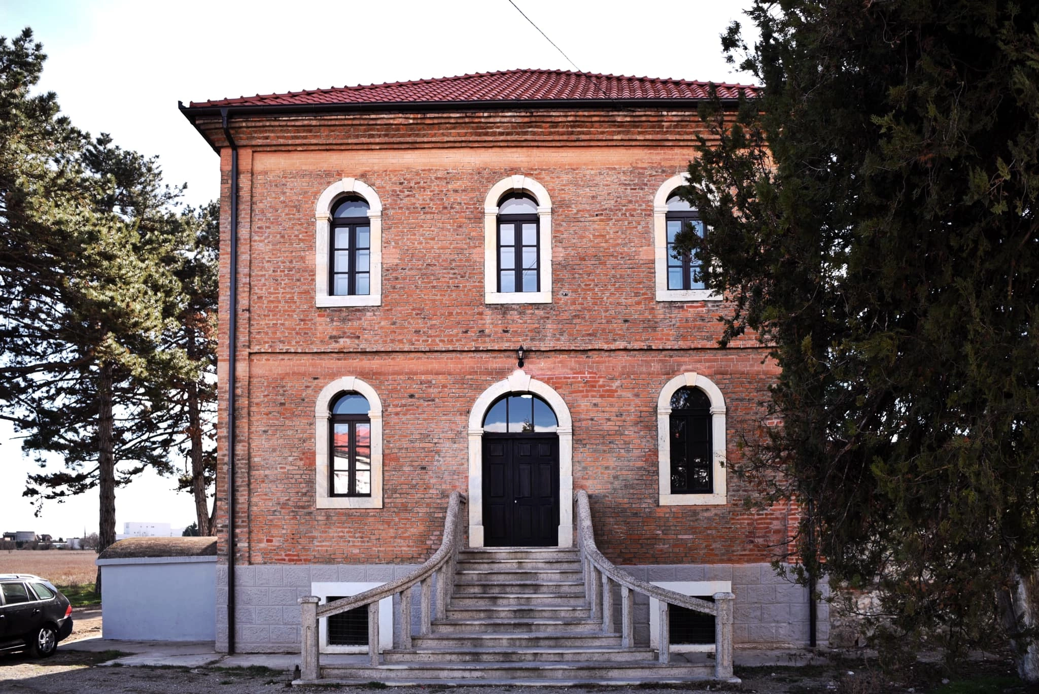 Kulla e Ministerit në Pejë, është monument i rëndësishëm, i ndërtuar në vitet ‘30 të shekullit të kaluar nga beu lokal, Shasivar Beu