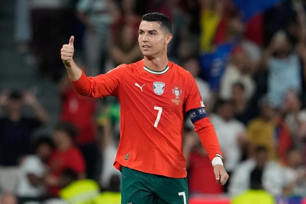 ronaldo-udheheq-portugaline-ne-boteror