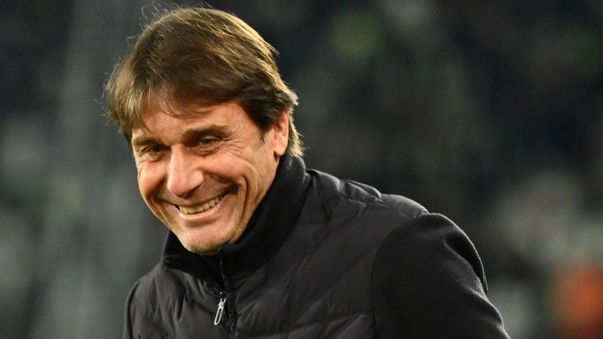 conte-pritet-te-largohet-nga-napoli