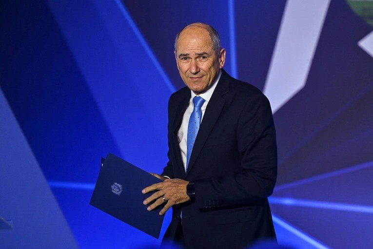 Janez Jansha  kryeministër i Sllovenisë për herë të katërt