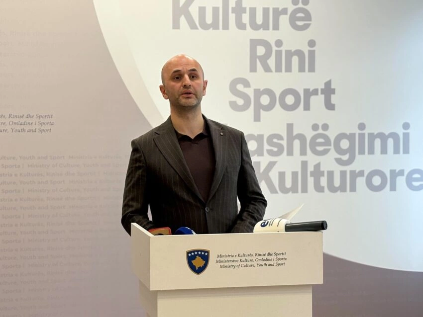 Sekretari i Ministrisë së Kulturës, Bislim Bislimi,