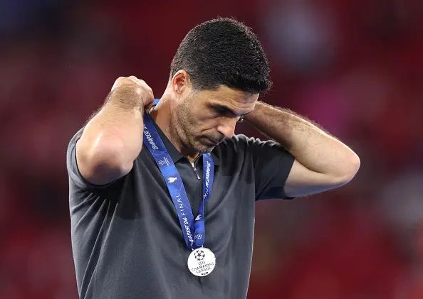 Arteta  Guardiola është trajneri më i miri në histori