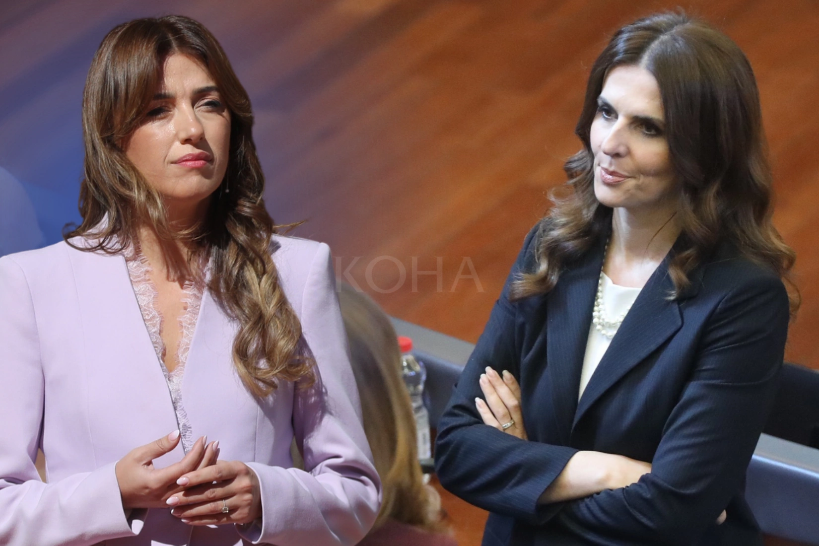 Albulena Haxhiu - Vlora Çitaku