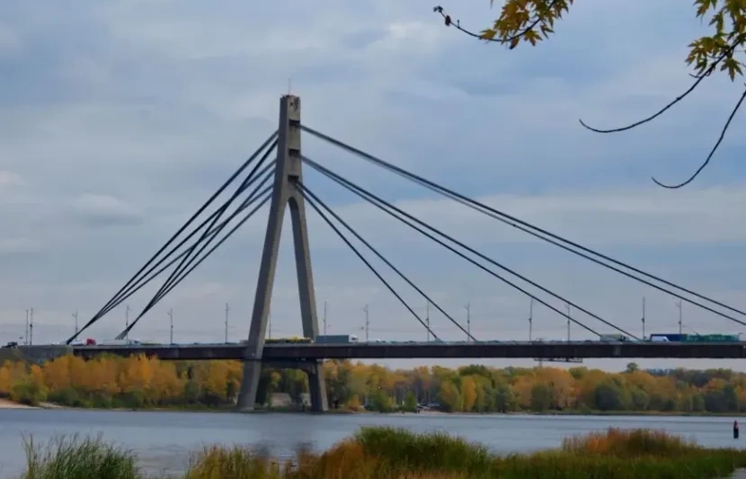 Ukraina