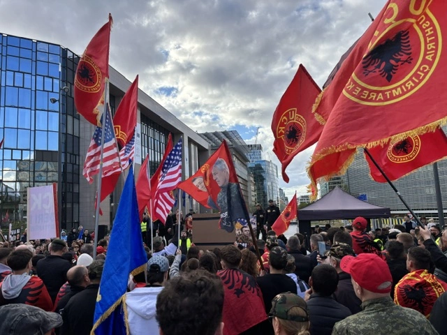 Në Bruksel protestohet kundër vendimit ndaj katërshes së UÇK-së