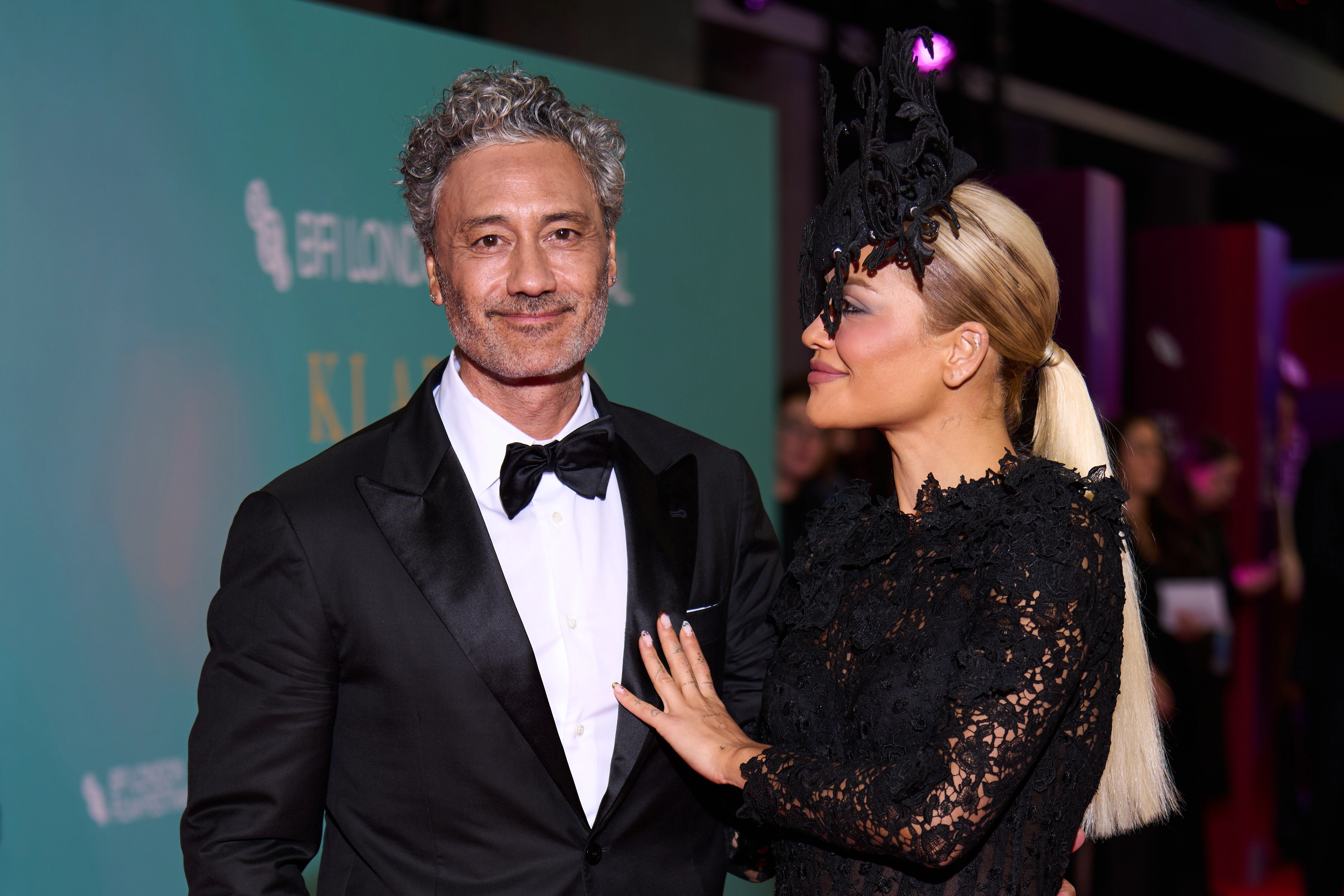 Taika Waititi dhe Rita Ora