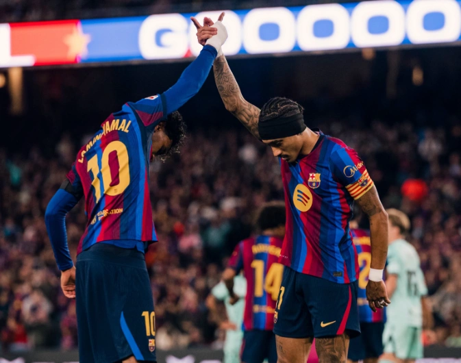 Pas humbjes nga Reali, Barça “shpërthen” ndaj Alavesit