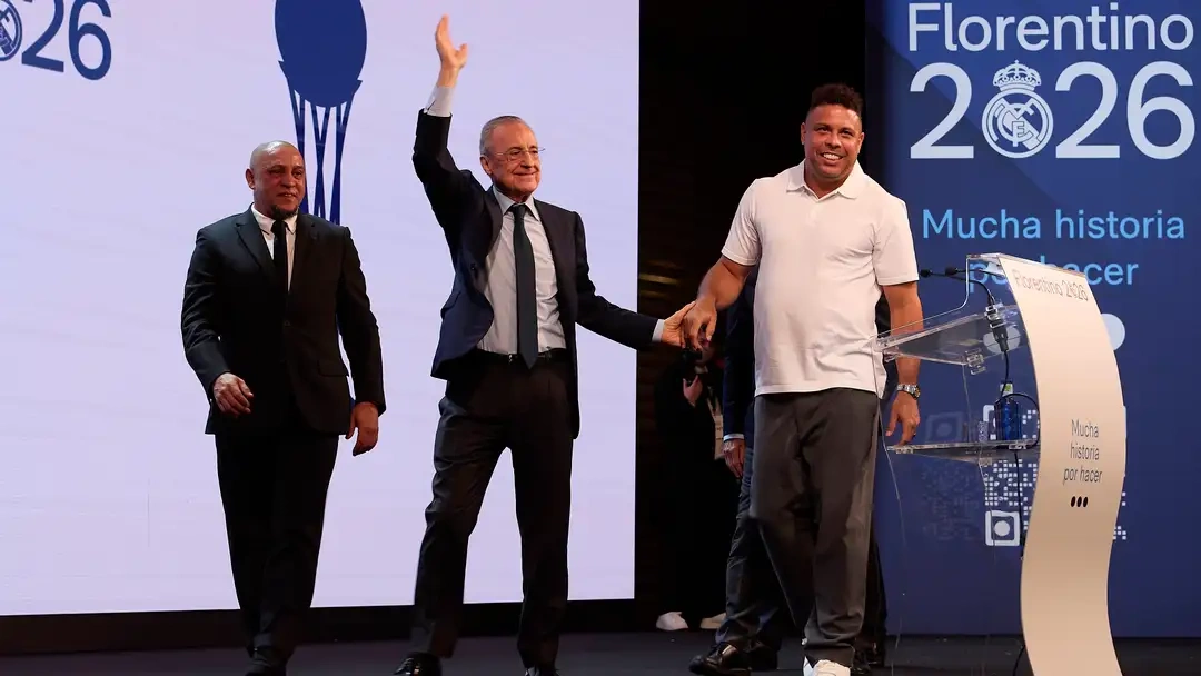 Ronaldo Nazario dhe Roberto Carlos