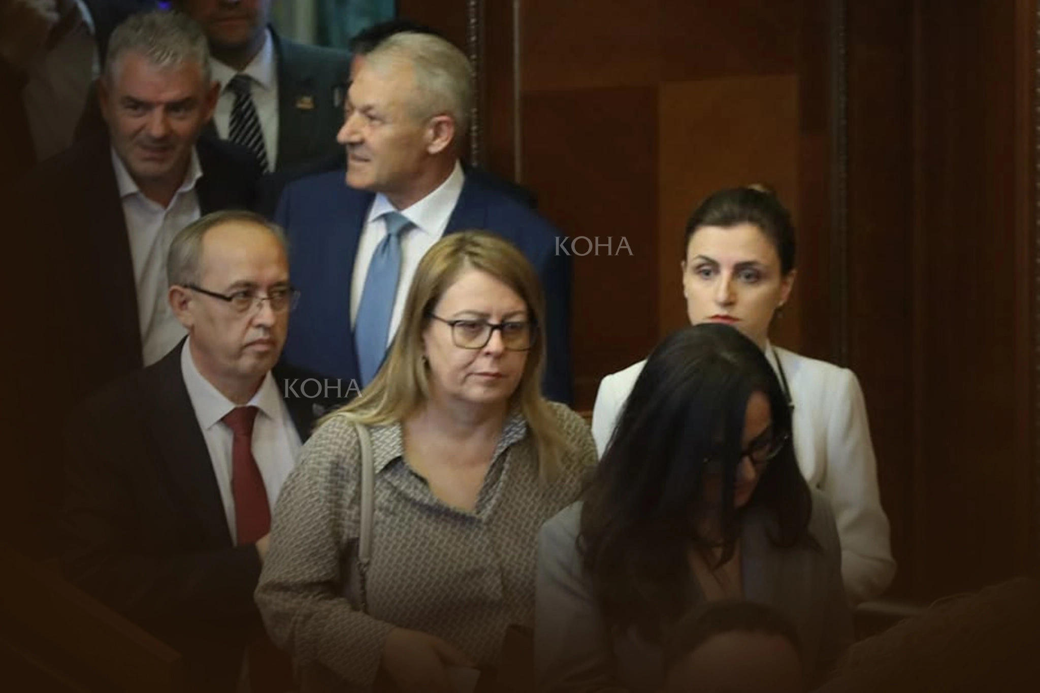 Janina Ymeri Hykmete Bajrami Avdullah Hoti Paris Guri LDK grupi parlamentar LDK