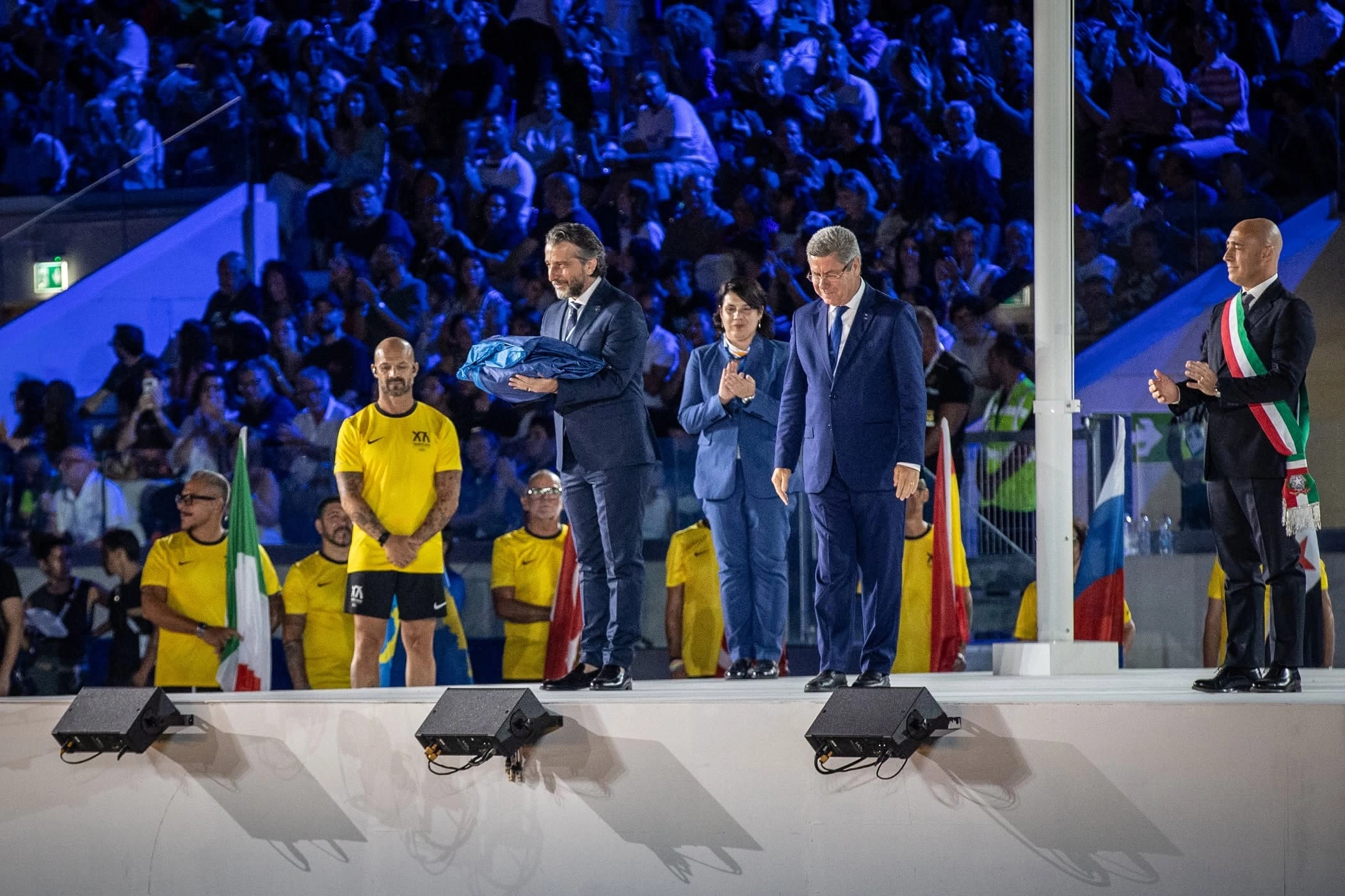 Ceremonia e pranimit të flamurit