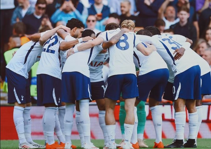 Tottenhami ende pa fitore