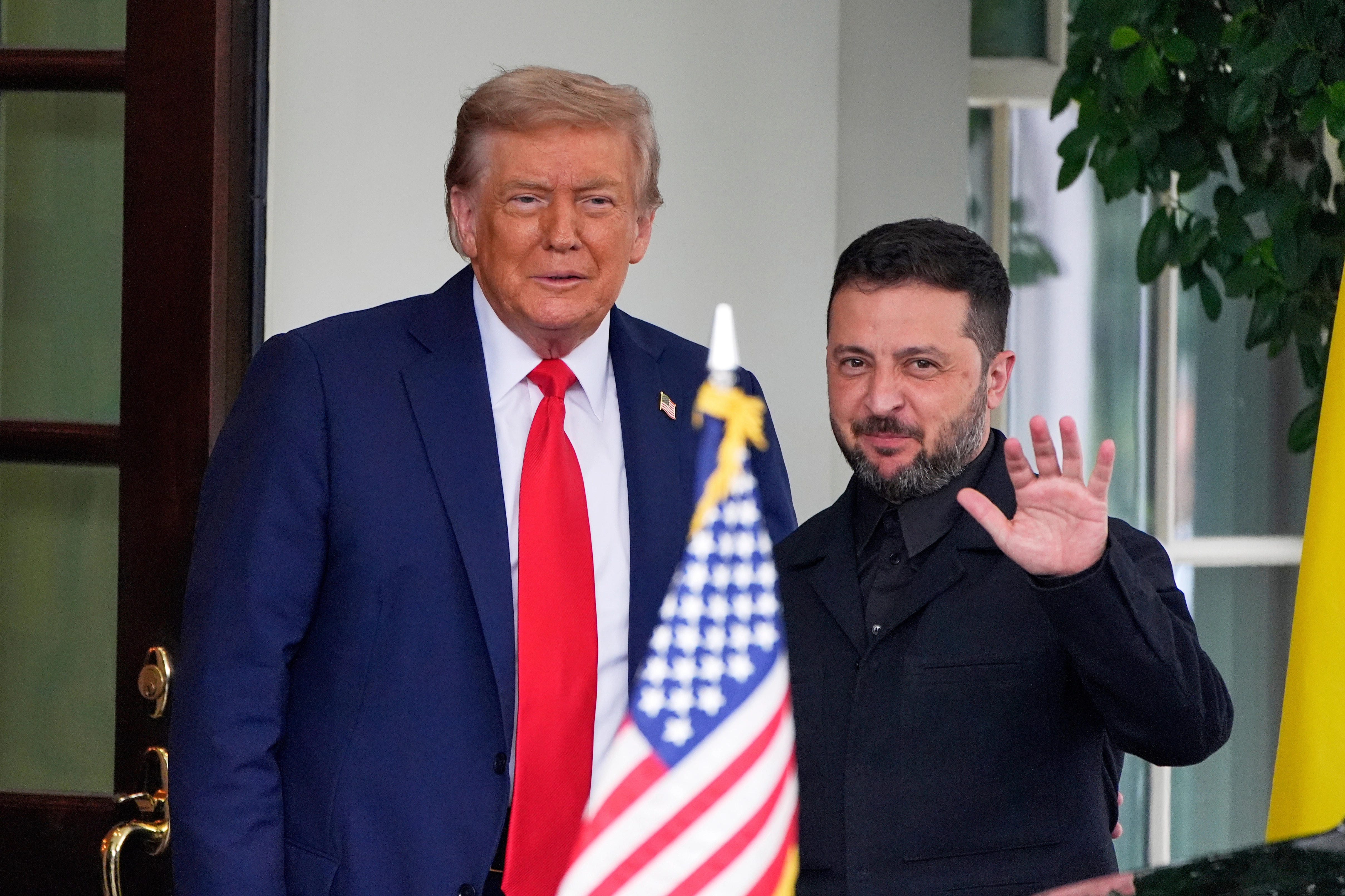 Donald Trump dhe Volodymyr Zelensky