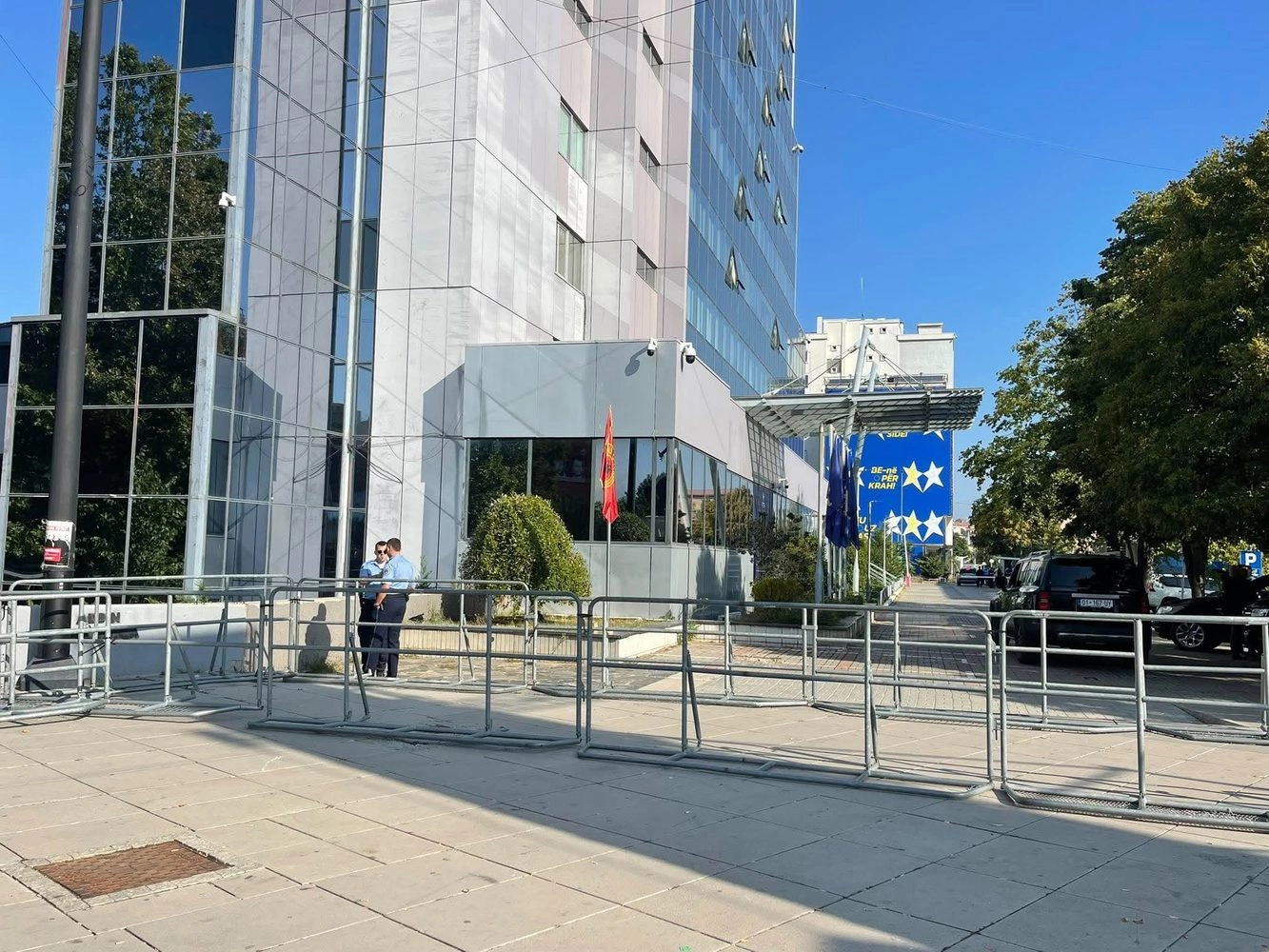 Kordon sigurie para Qeverisë dhe Presidencës