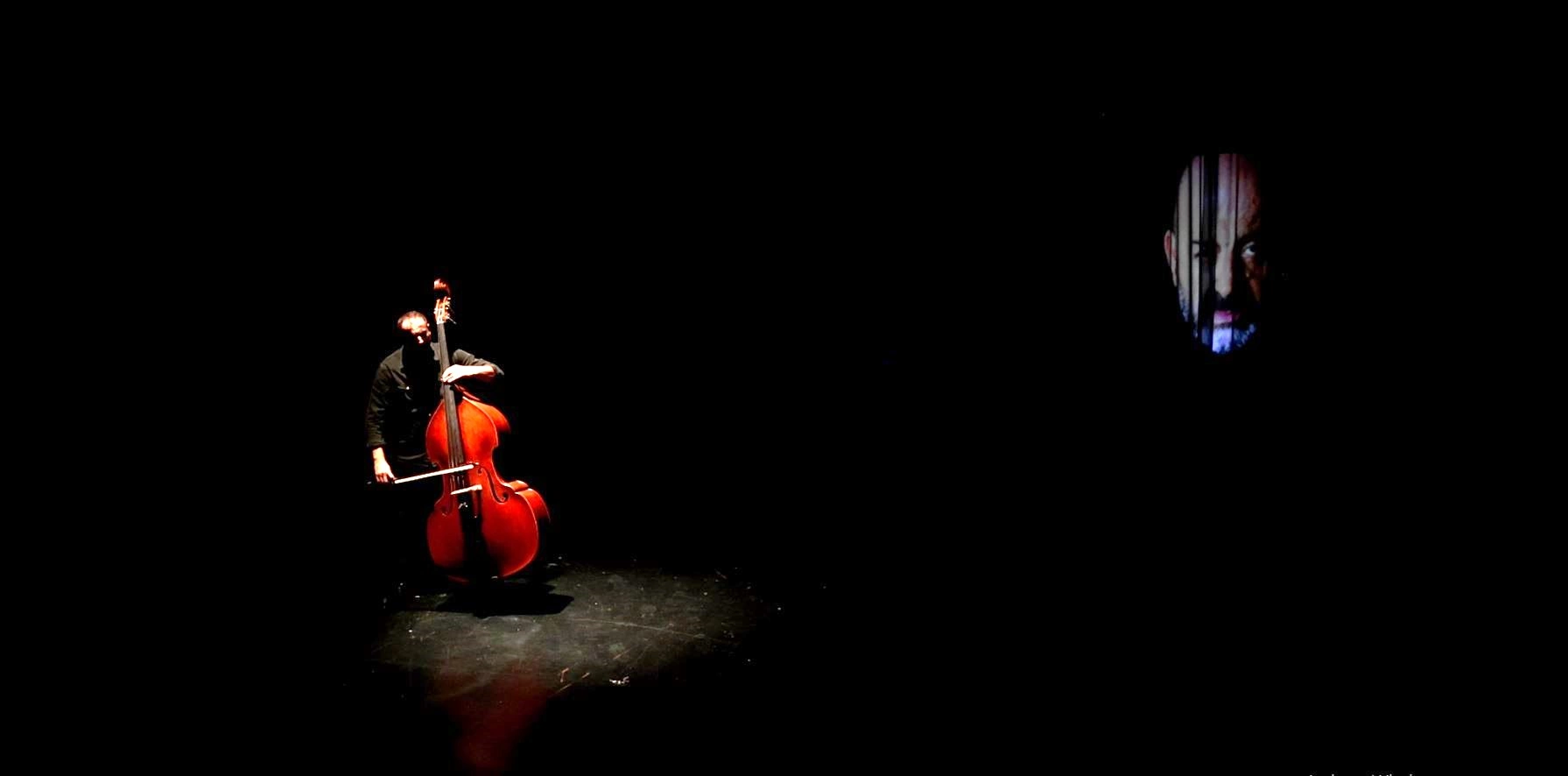 Teatri Kombëtar i Kosovës - njëvjetori i vdekjes së Enver Petrovcit