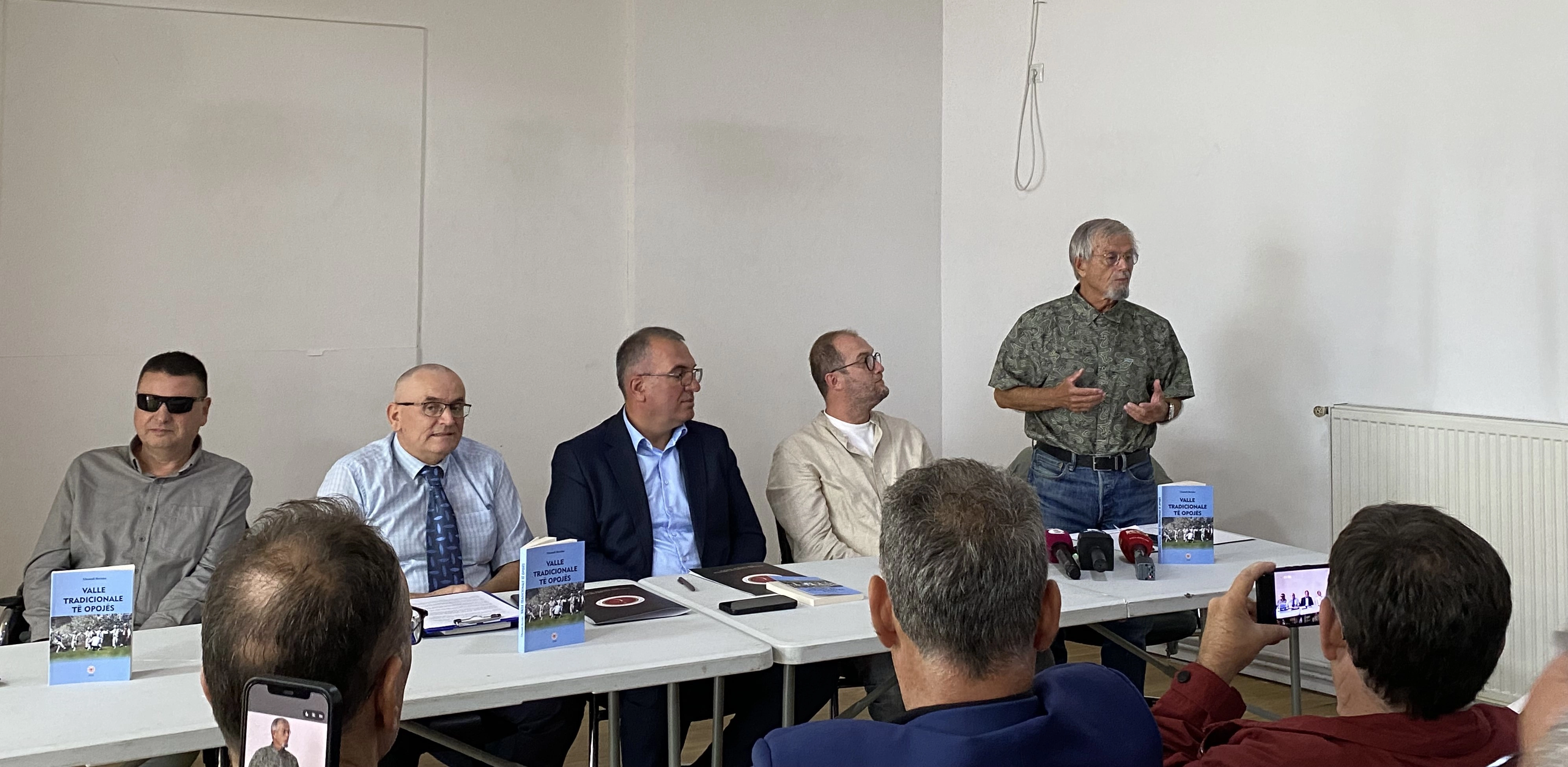 Monografia “Valle tradicionale të Opojës”