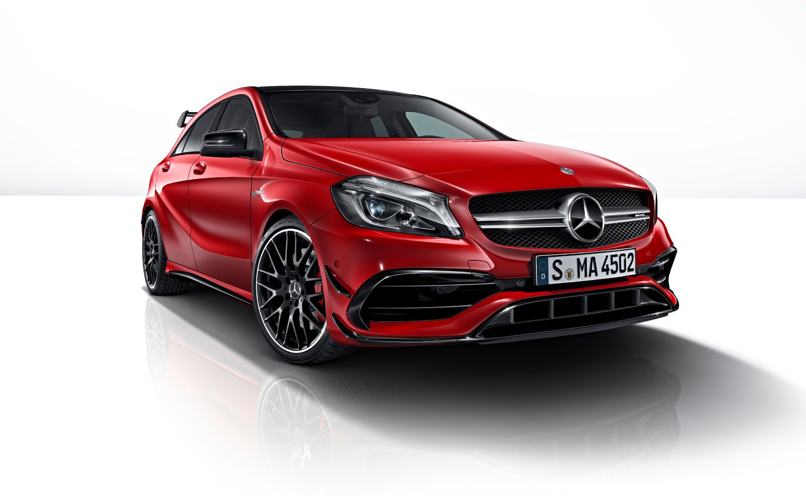 Detajet e reja për Mercedes-AMG A45 të ri, vjen me mbi 400 kuajfuqi