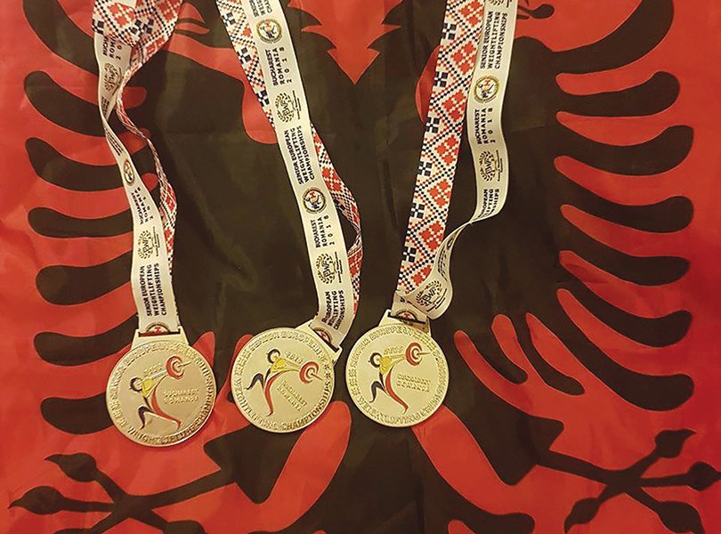 Gëzimi me rezerva i Shqipërisë për medaljet e arta