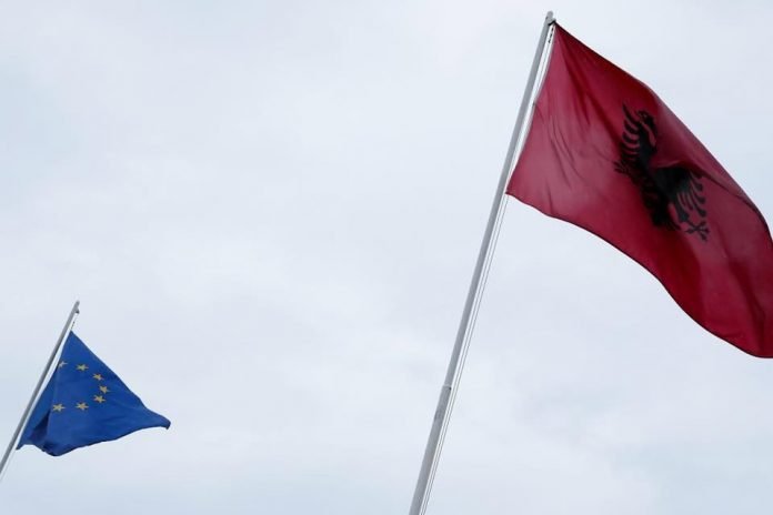 Shqipëria pret hapjen e negociatave me BE-në më 17 prill
