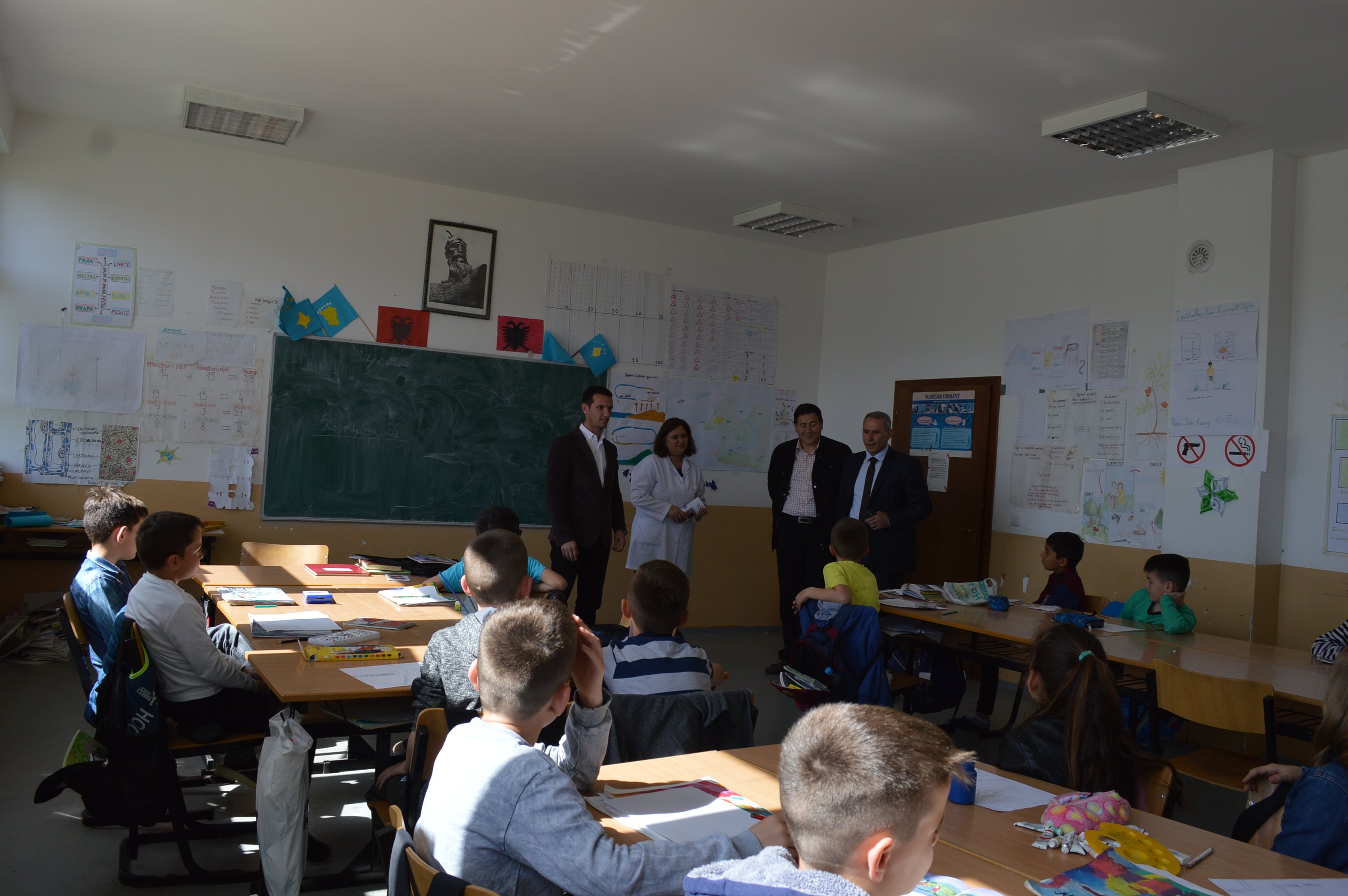 Në Malishevë u ligjërohet nxënësve për kujdesin nga rriqrat