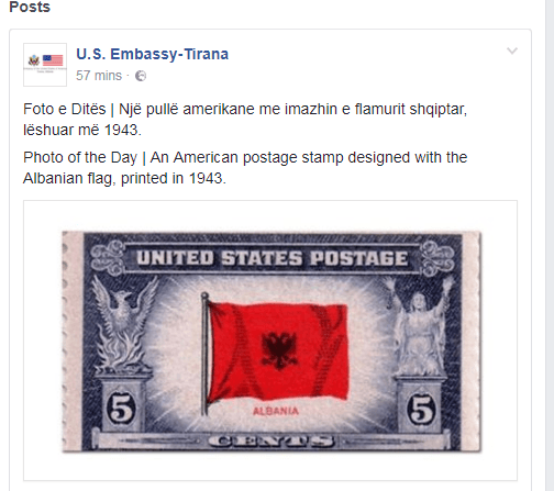 Një pullë amerikane nga viti 1943 me imazhin e flamurit shqiptar