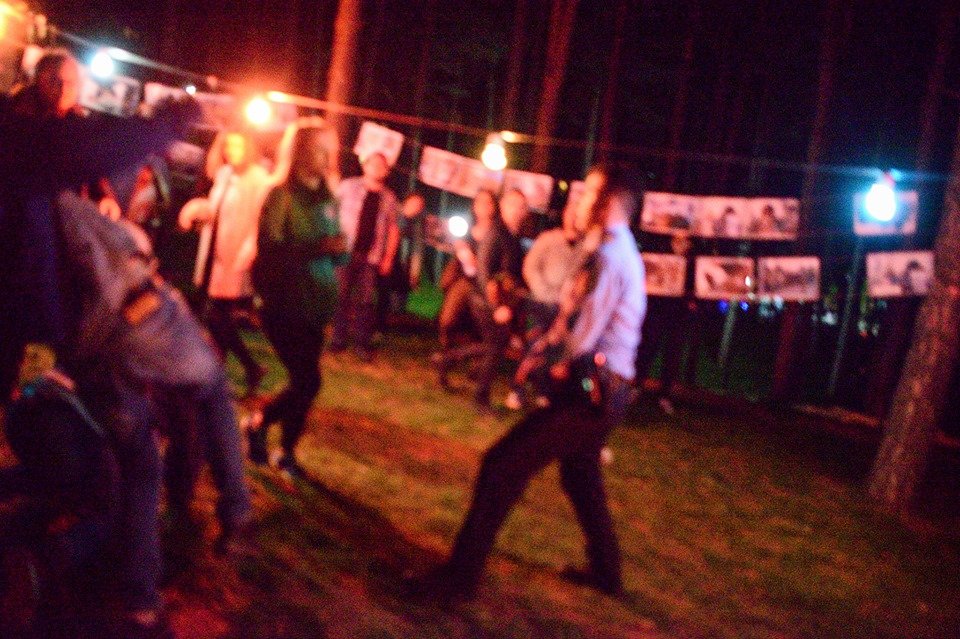 Policia thotë se 8 oficerë iu lënduan në shpërndarjen e festës së SKV-së, prej tyre dy rëndë