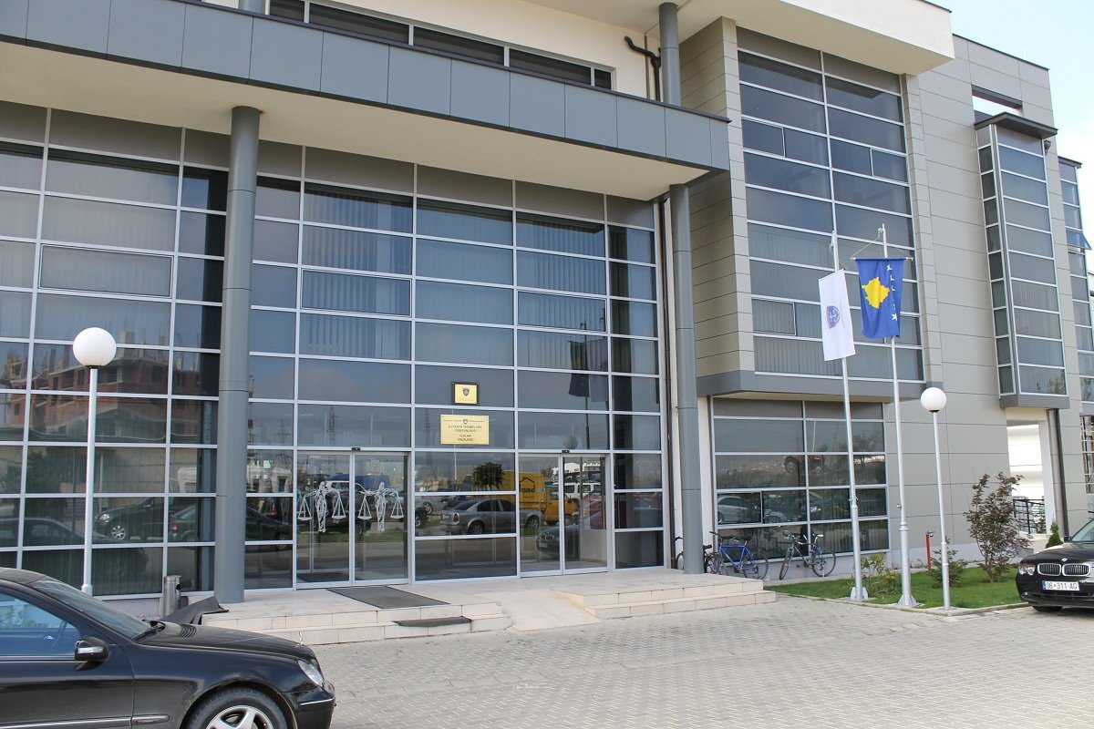 Një muaj paraburgim për therje me thikë në Gjilan