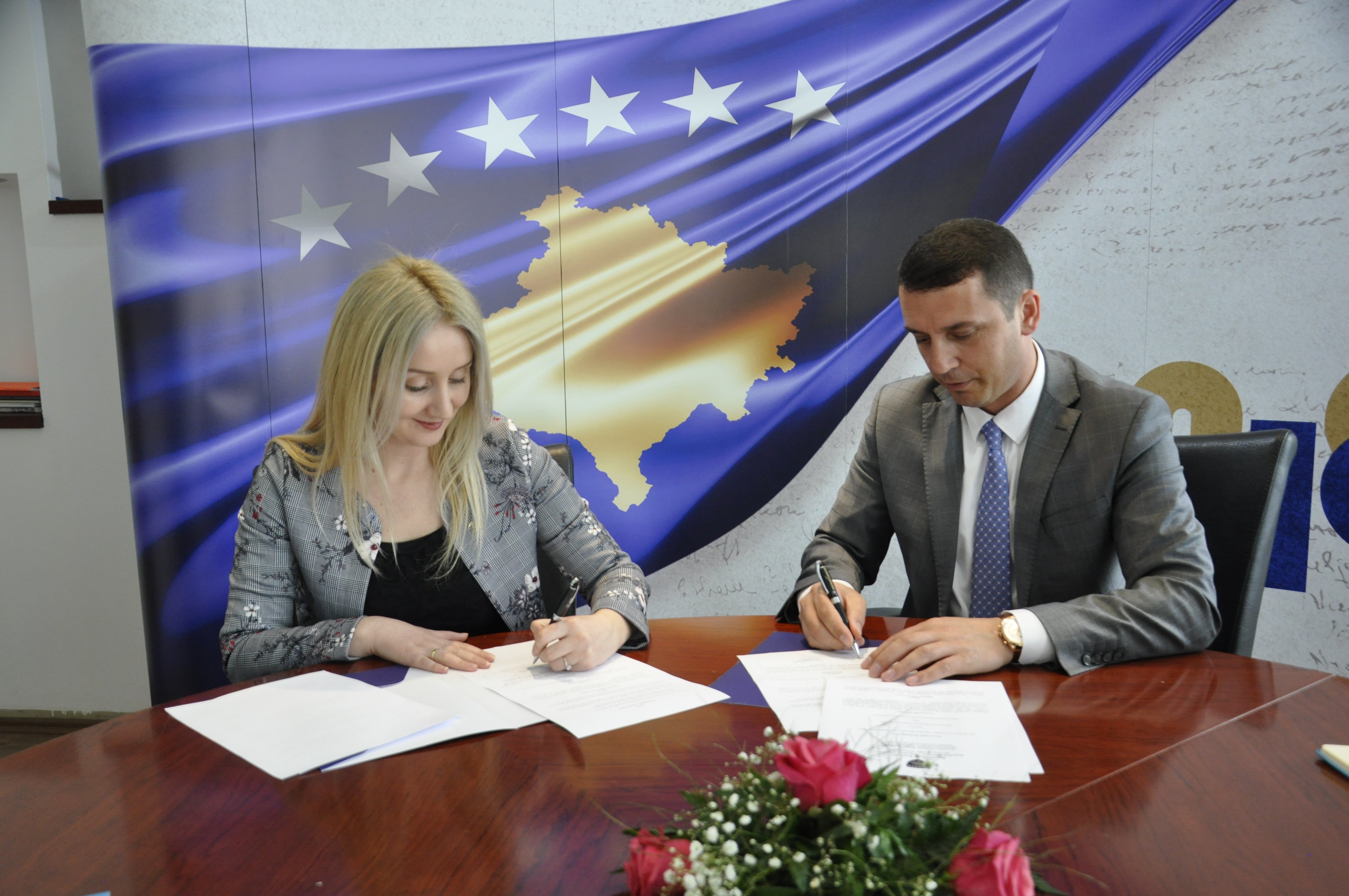 MKRS-ja nënshkruan marrëveshje për fuqizimin e rinisë përmes edukimit joformal