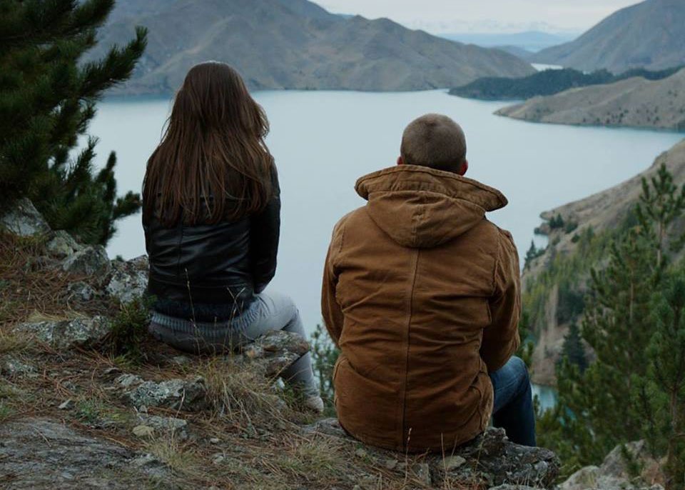 “Stray” me Arta Dobroshin në rolin kryesor mirëpritet në Moskë