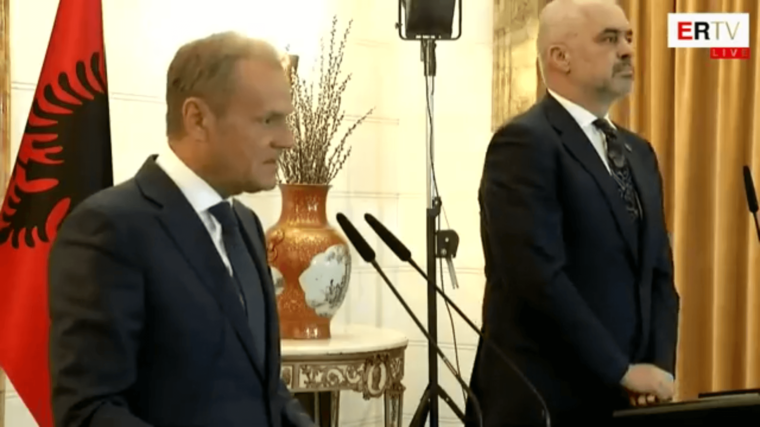 Tusk: Shqipëria meritoi negociatat, por duhen bindur vendet anëtare