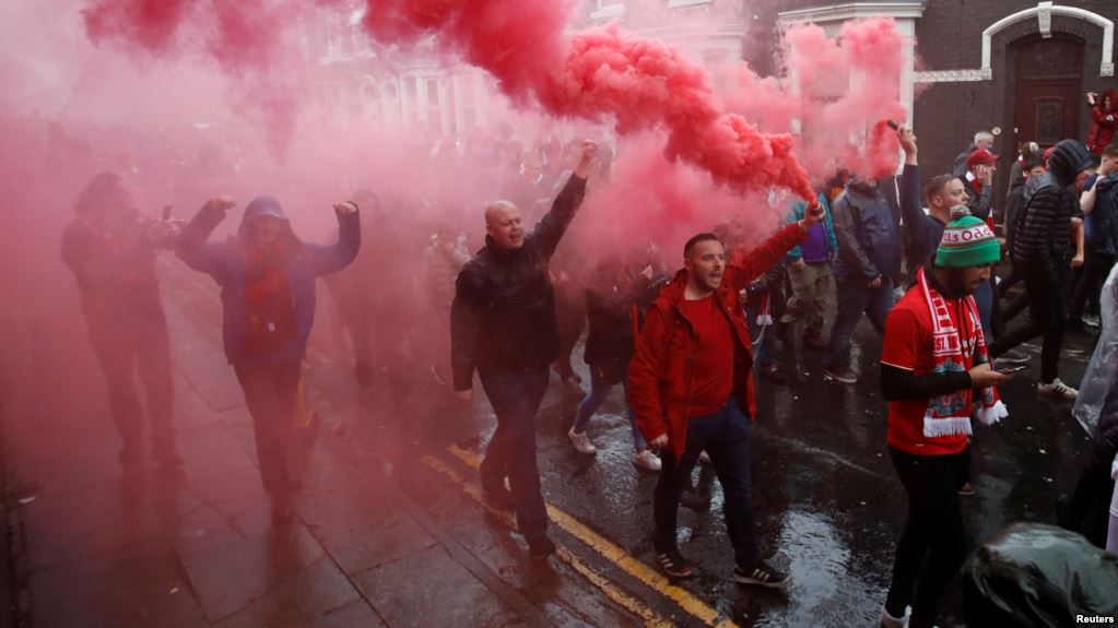 Përleshje para ndeshjes Liverpool-Roma, një person në gjendje kritike