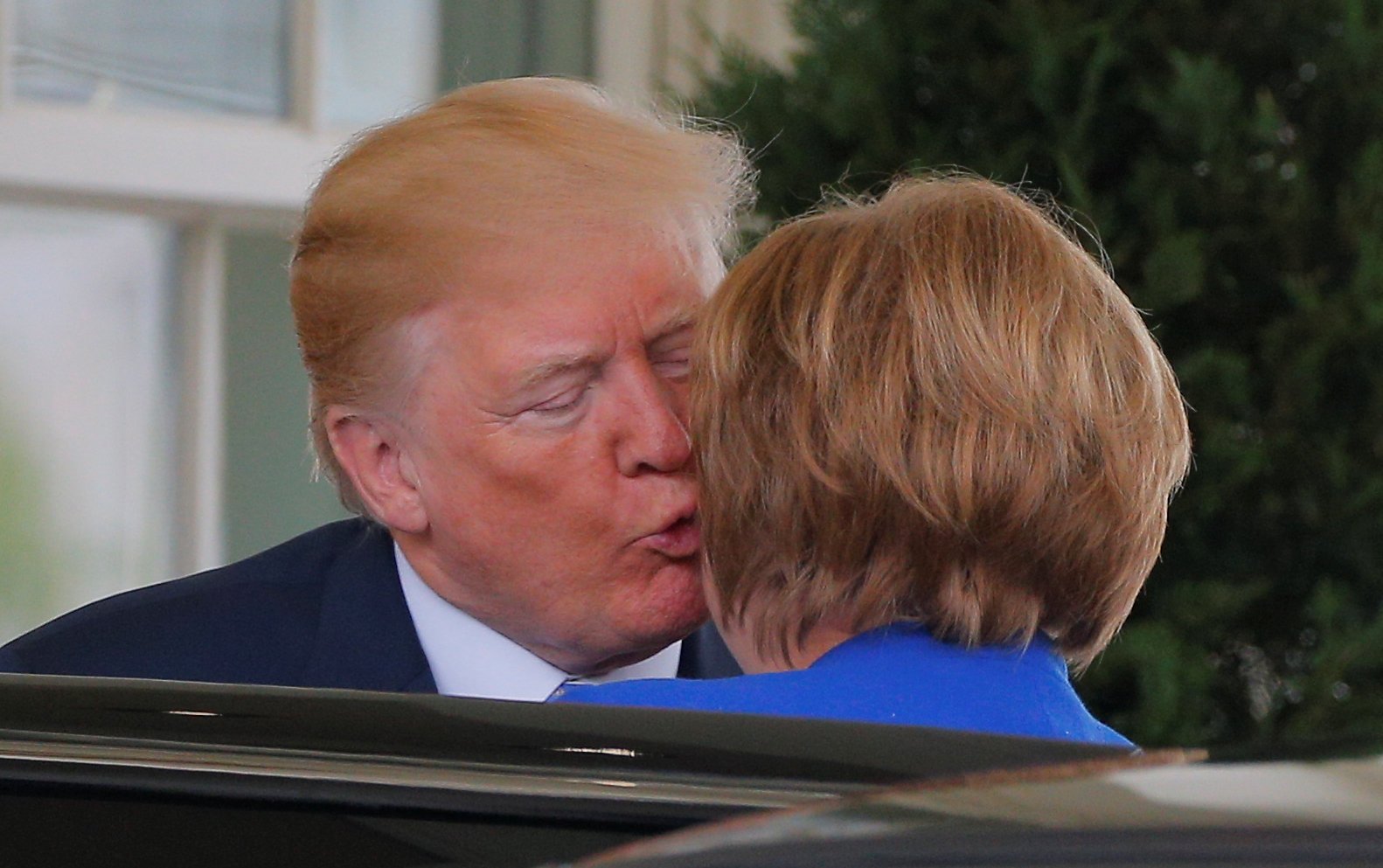 Trumpi për Merkelin: Është një grua e jashtëzakonshme