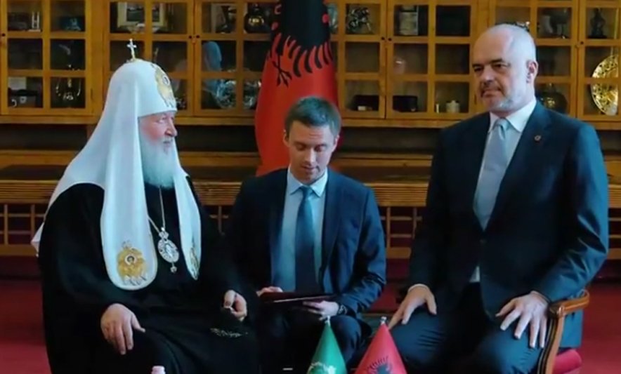 Miku i Putinit, Kirilli, i impresionuar me të arriturat në Shqipëri