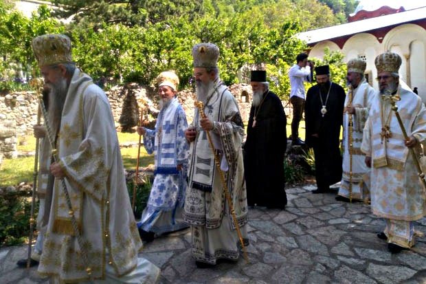 Takimi fetar serb me porosi të qarta kundër Kosovës