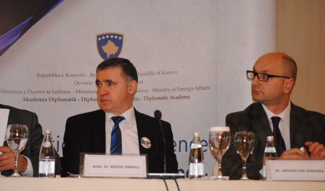 Dhjetë vjet pas pavarësisë Kosova përballet me sfida të shumta
