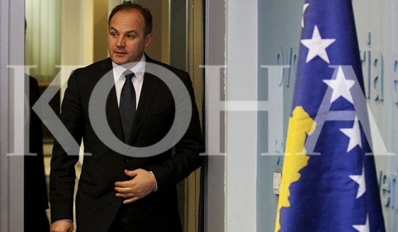 Hoxhaj thotë se dialogu me Serbinë është i pakuptimtë pa viza