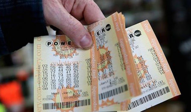 Fitoi 559 milionë dollarë, në gjyq për t’i shpëtuar fatit të keq