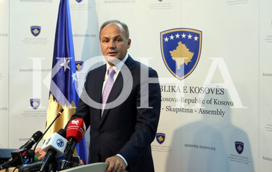 Hoxhaj për AP: Dialogu proces kompleks, s’pranojmë asgjë më pak se njohje dhe anëtarësim në OKB