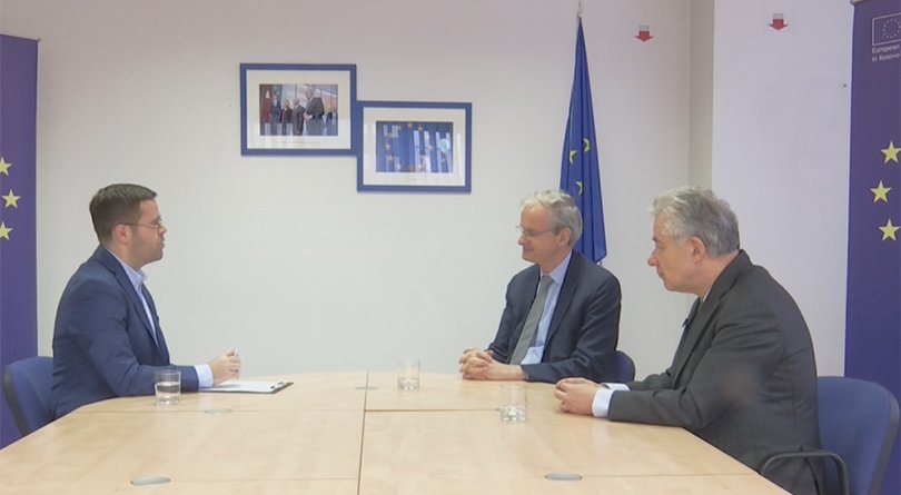 Zyrtarët e BE-së: Serbia s’mund ta bllokojë Kosovën drejt Evropës
