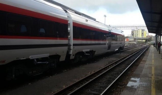 Shqiptarja vdes pasi goditet nga treni në Itali